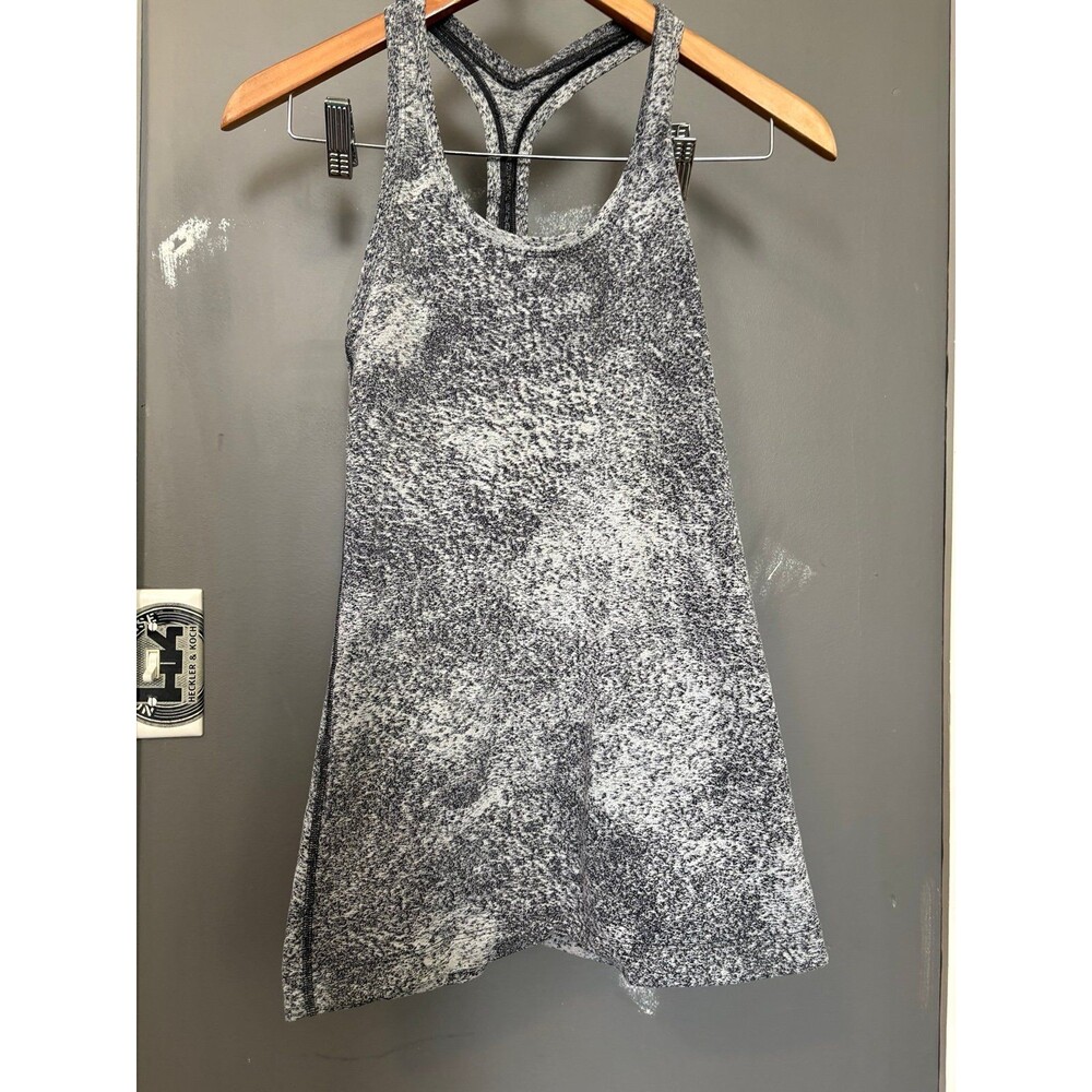 Lululemon size 4 6 Cool Racerback II Luon Spray Jacquard White Black tank top